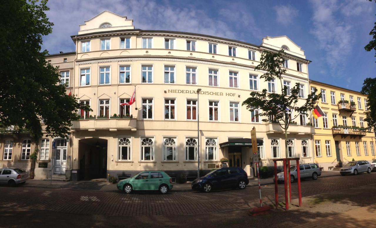 Hotel Niederlaendischer Hof Σβερίν Εξωτερικό φωτογραφία